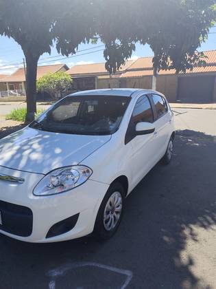 FIAT PALIO 1.0 MPI ATTRACTIVE 8V FLEX 4P MANUAL FIAT PALIO 1.0 MPI ATTRACTIVE 8V FLEX 4P MANUAL